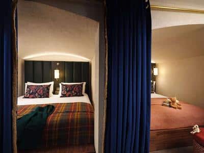 02 Bedroom Vault