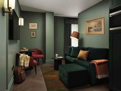 Club Corner