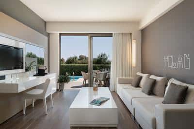 Deluxe Suite Private Pool