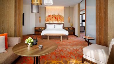Grand-Hyatt-Xian-P004-Executive-Suite-Bedroom.16x9