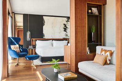 Junior Suite City View with Terrace