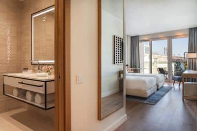 Regency Suite