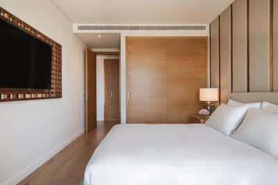 Courtyard 2 Bedroom Duplex Suite