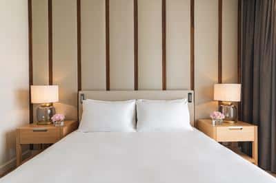Premium Corner Suite River View