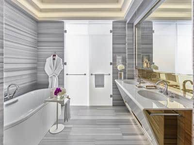 Fairmont Room, Sea View