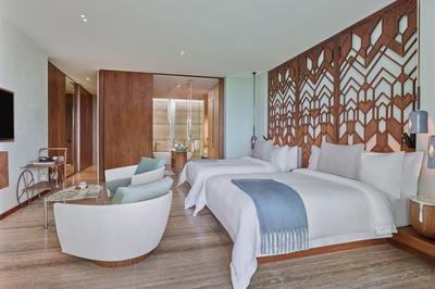 Deluxe Guest Room