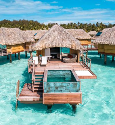 Pool Overwater Villa