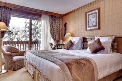 Double King Bed Mountain View