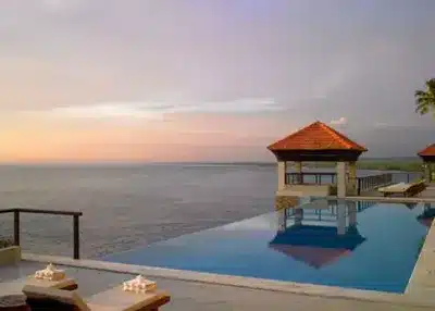 Infinity-Pool-at-The-Club.jpg