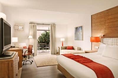 Ponent Deluxe Room