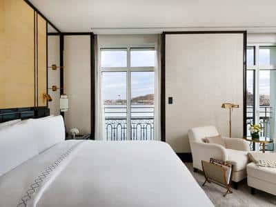 Executive Bosphorus Suite