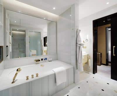 Executive Bosphorus Suite