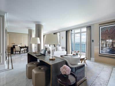 The Rooftop Garden Suite
