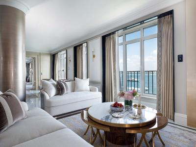 The Rooftop Garden Suite