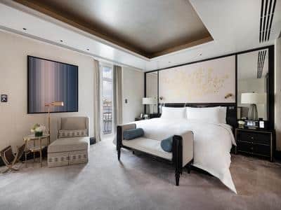 The Peninsula Suite