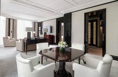Deluxe Suite With Garden