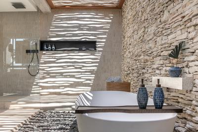Beachfront Suite
