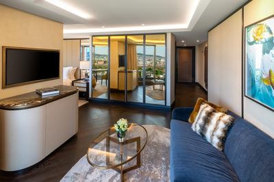 Luxe Suite with Balcony