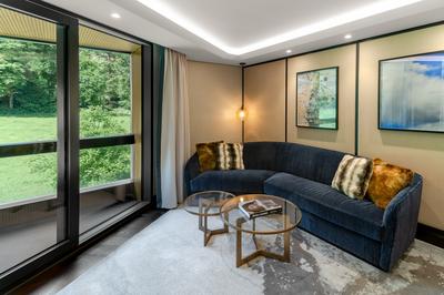 Five Suite With Balcony