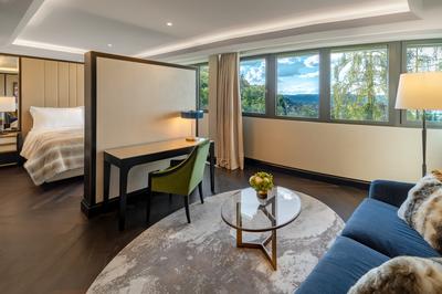 Generous Room