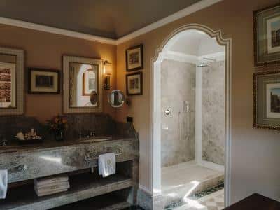 Pool Cottage Suite