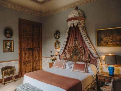 Palace Room