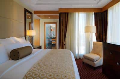 Executive Suite - Bedroom