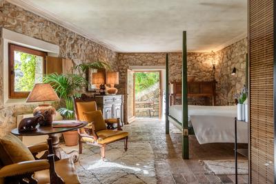 Deluxe Grotta