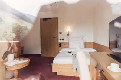 Single Room Royal