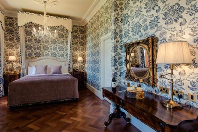 The Manor Bedrooms-  The Herbert Suite Spacious Ar