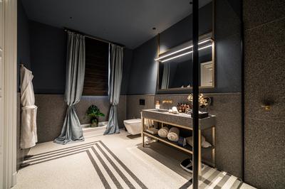 Junior Suite Bathroom
