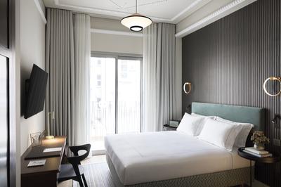 Classic Courtyard Room