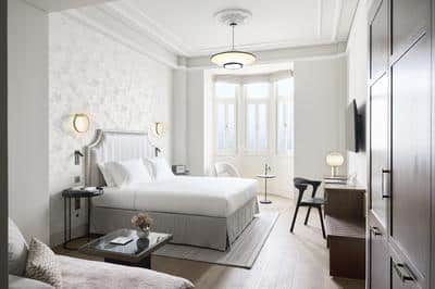 Junior Suite Seafront Oriel
