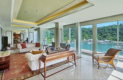 Royal Imperial Suite