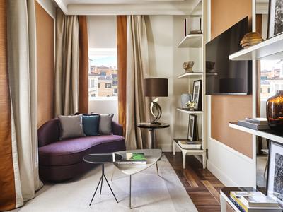 Prestige Suite