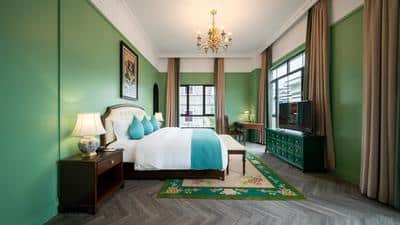 Premier Room