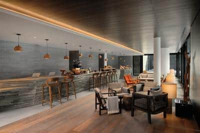 Ora Bar & Lounge