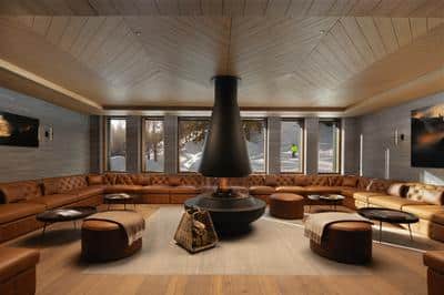 Alpine Lounge
