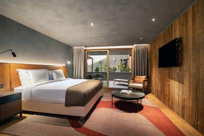 Three-Bedroom Prestige Apartment