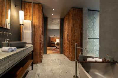 Three-Bedroom Prestige Apartment