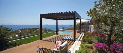 Master Suite with Pool Sea View