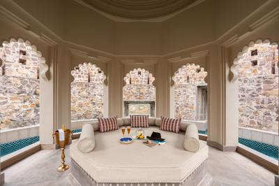 Raja Man Singh Pool Suite