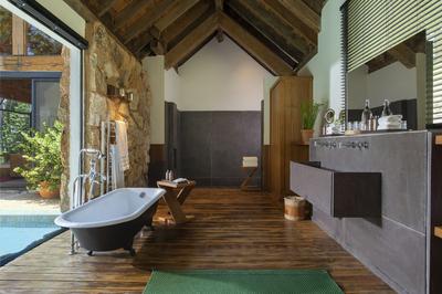 Botanique Villa with Plunge Pool