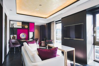 Prestige Suite