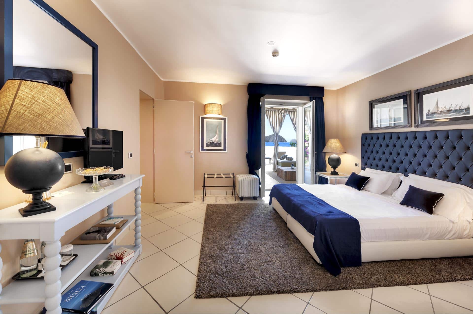 Therasia Resort Sea & Spa