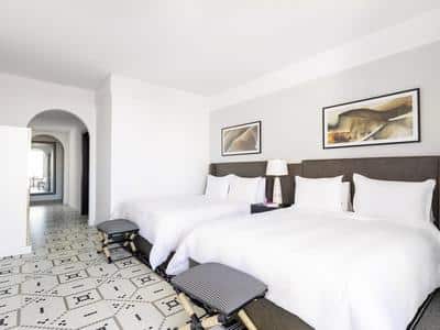 Deluxe Gold Room with Balcony