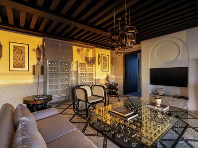 Ambassador Suite