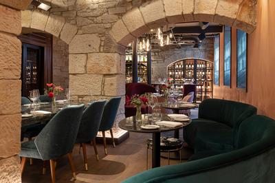 Commons Club Restaurant