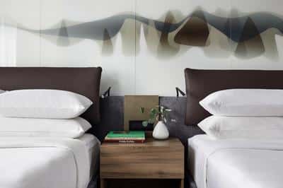 2 Double Beds City View