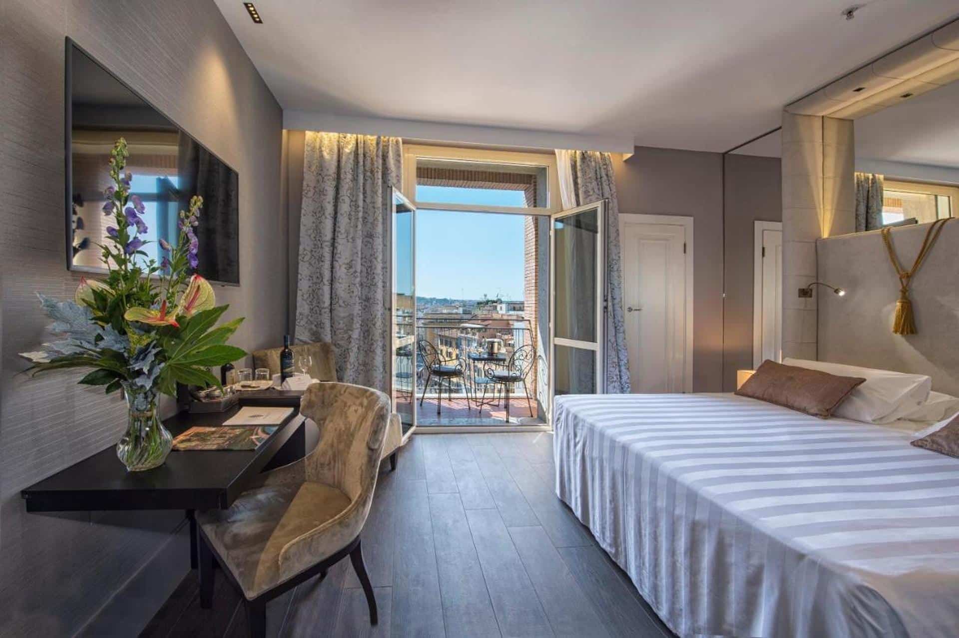Sina Bernini Bristol